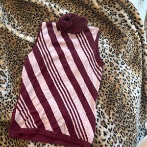 Sleeveless Turtleneck Top